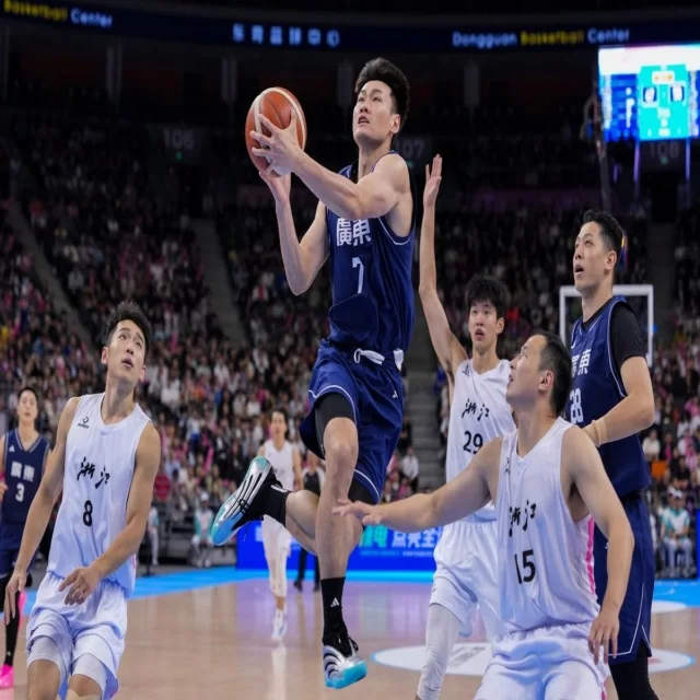 巴黎圣日耳曼欧冠次回合前瞻分析